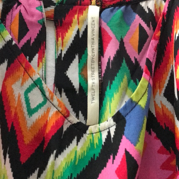 COPY - 12th Street by Cynthia Vincent Aztec Silk … - Picture 3 of 3